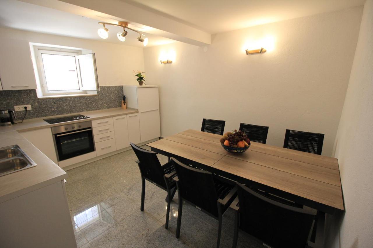 Villa Town House In The Centre Of Historic Trogir Exterior foto