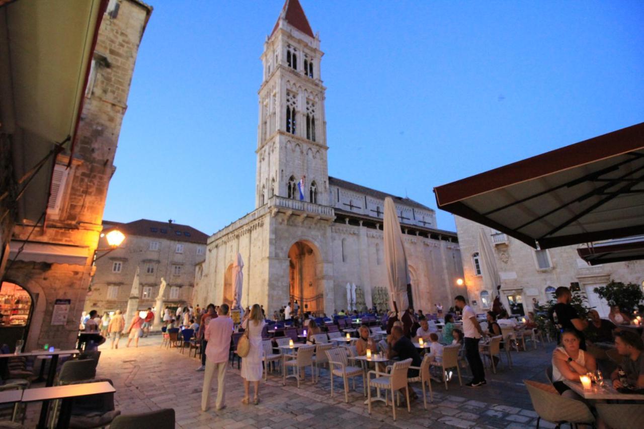 Villa Town House In The Centre Of Historic Trogir Exterior foto