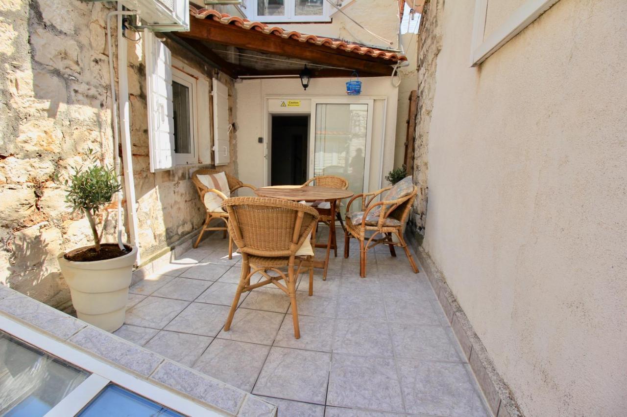Villa Town House In The Centre Of Historic Trogir Exterior foto